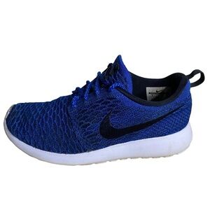 Nike Women's Flyknit Roshe One "Game Royal" Sneaker